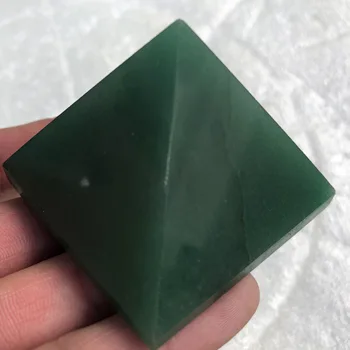 Целебная пирамидка из натурального нефрита Green dongling